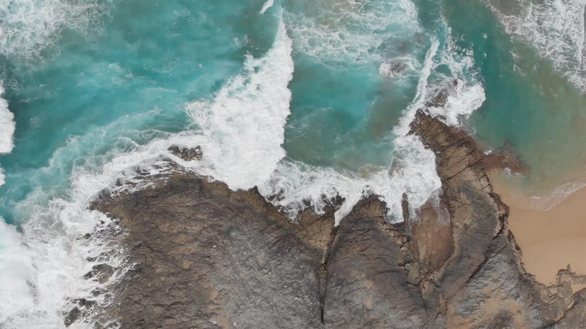 Waves Cliefs